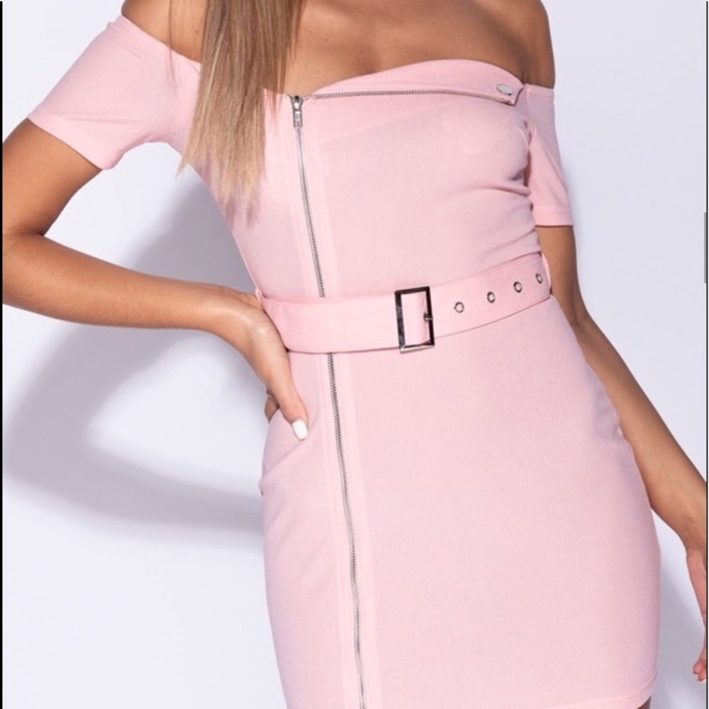 💗 🙅🏻‍♀️SOLD OUT RESTOCKED Pink Brunch Dress - Picture 5 of 6